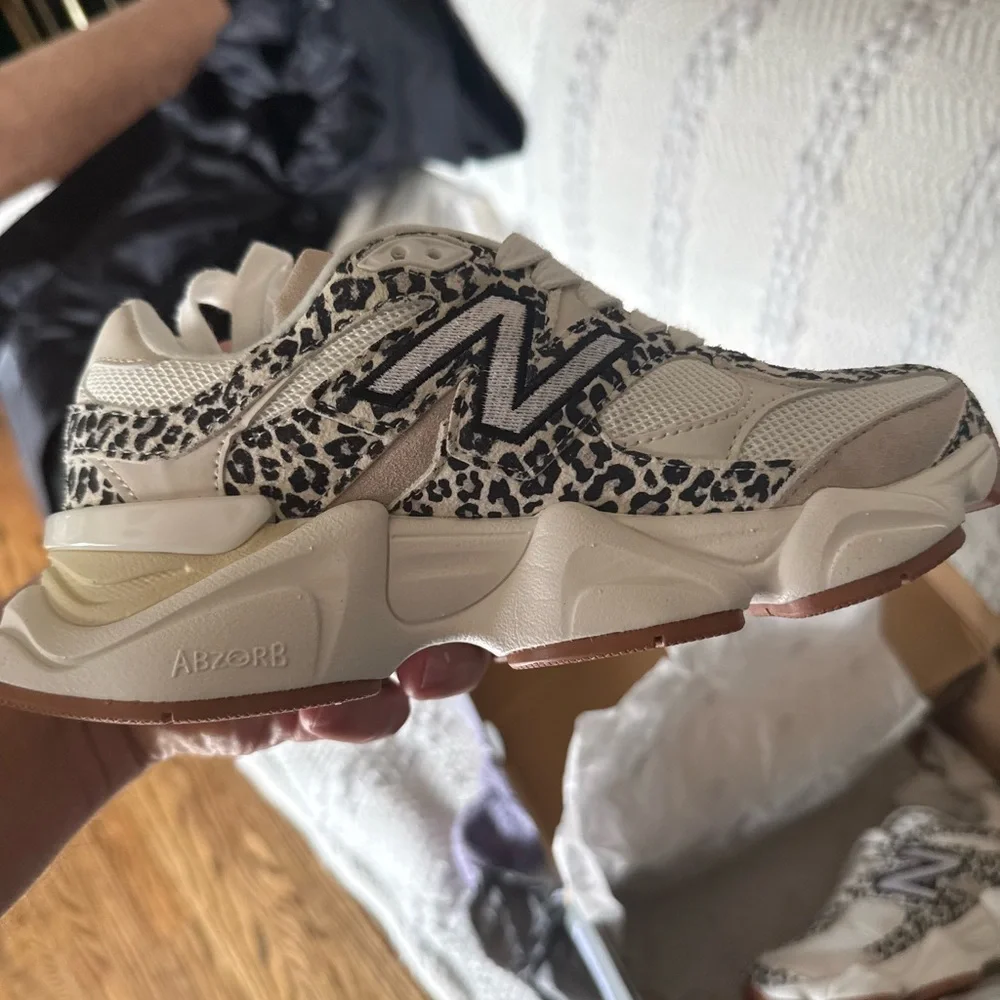 New Balance Women's Beige and Leopard Print Sneakers 9060 - Picture 7 of 9